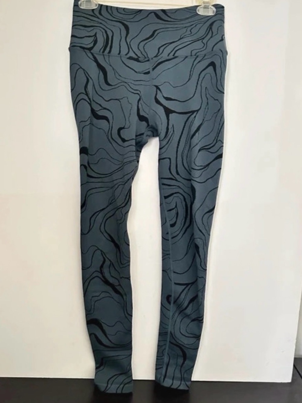 Spiritual Gangster Swirl-Print Love Sculpt Jacquard Leggings ~M/L